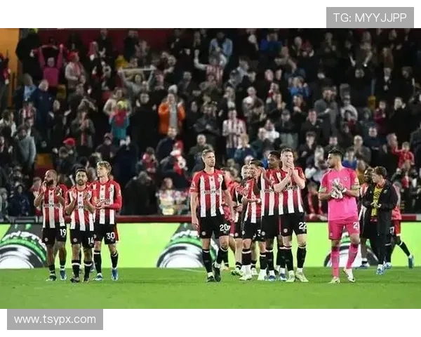 布拉德福德俱乐部全力备战新赛季誓重返英冠展现球队凝聚力与雄心 布拉德福德俱乐部全力备战新赛季誓重返英冠展现球队凝聚力与雄心