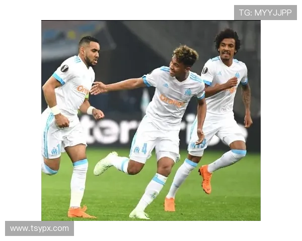 斯特拉斯堡俱乐部宣布新赛季阵容调整并引入多名新援提升球队实力