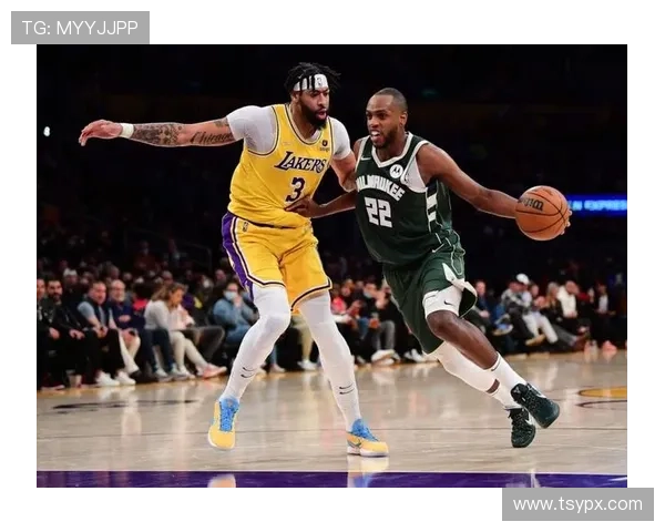 詹姆斯复出带领湖人迎战雄鹿，字母哥状态火热两队碰撞引爆焦点